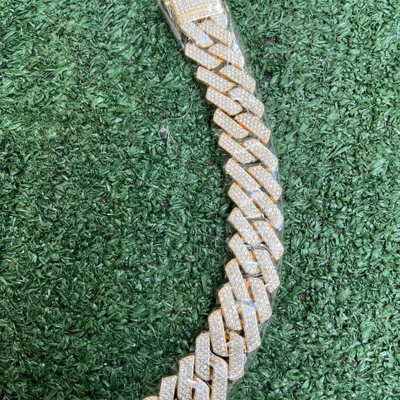 Diamond necklace - Picture 4 of 8